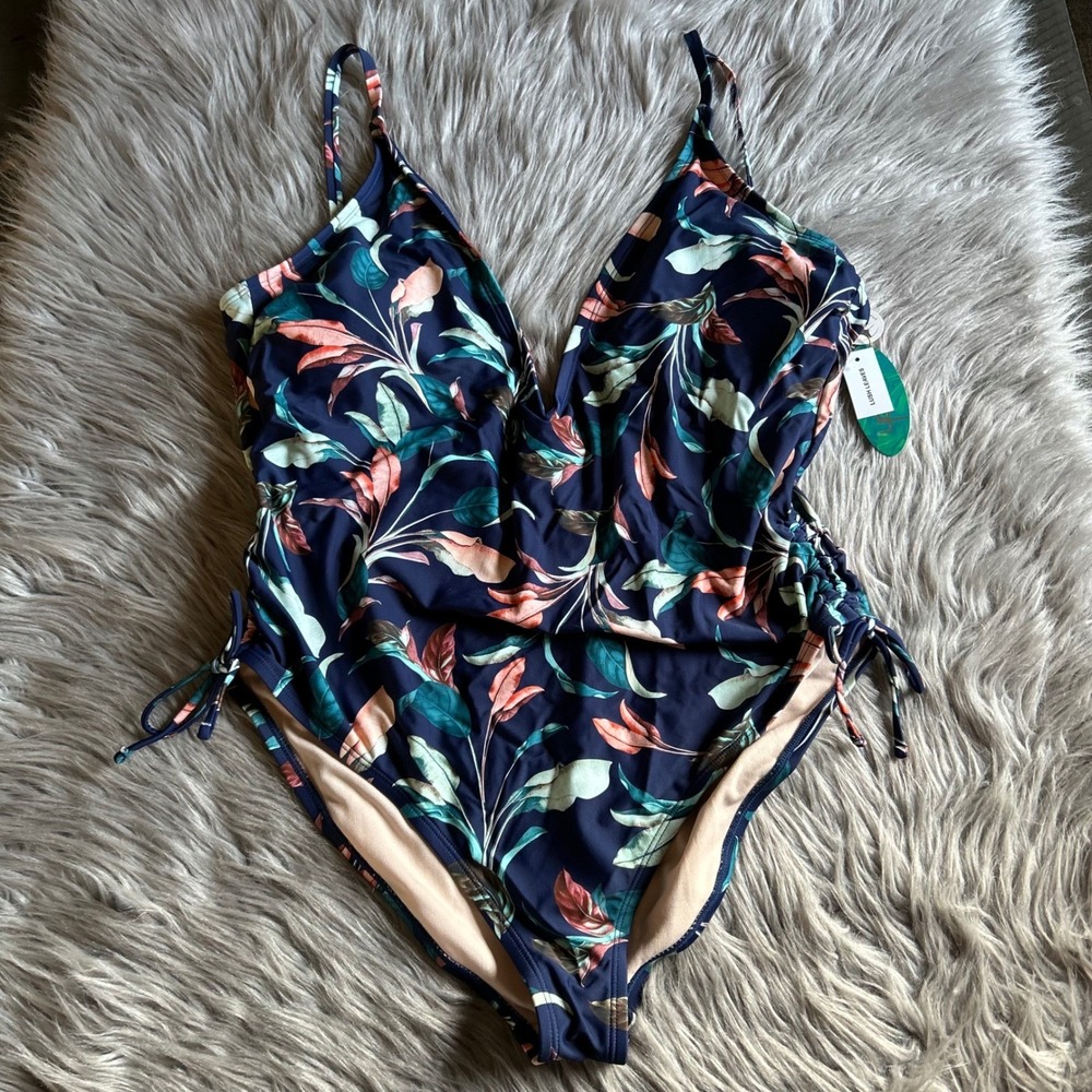 Mynah One Piece Swimsuit Womens Size XX-Large Tropical Floral Medium Coverage